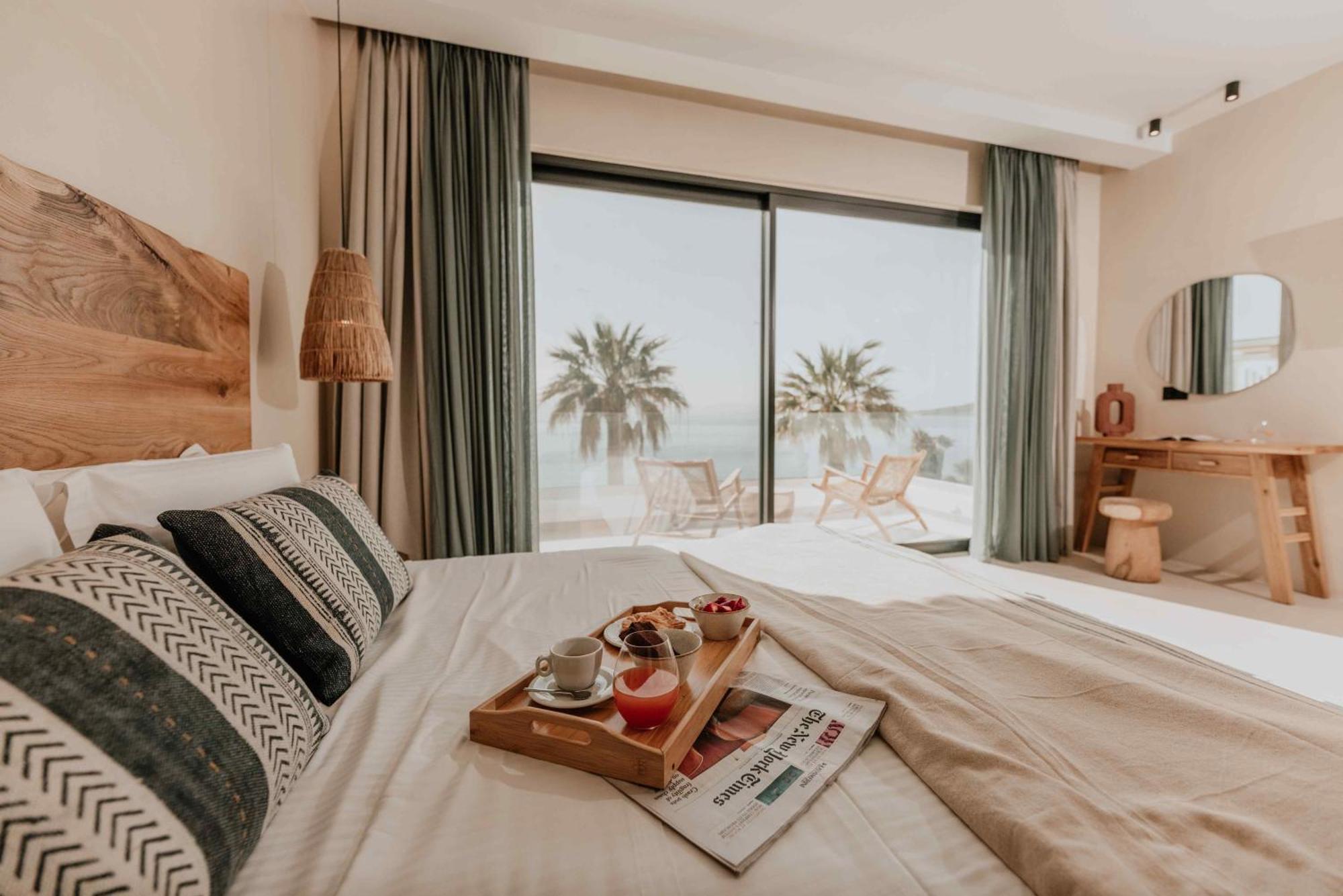 Ostrako Beachside Suites Айя-Анна Экстерьер фото