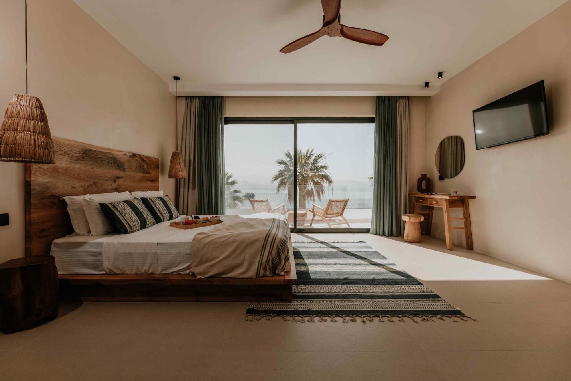 Ostrako Beachside Suites Айя-Анна Экстерьер фото
